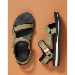 Teva Universal Trail Sandals Army Green Womens Size 9